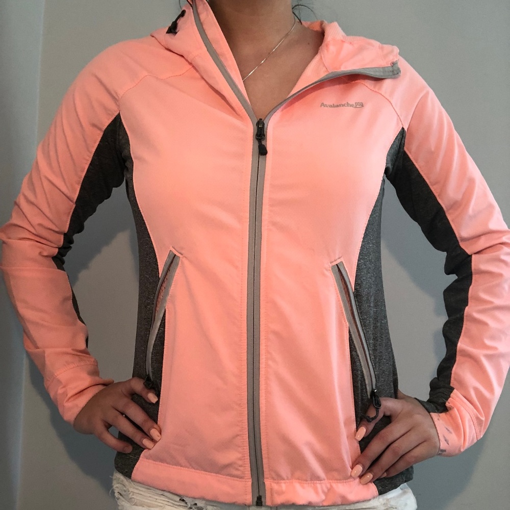 Avalanche wind breaker sports jacket